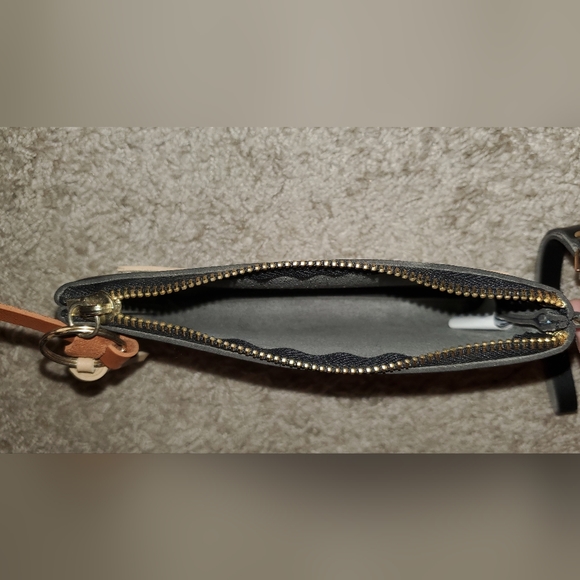 Hand bag 👜 - Picture 5 of 11